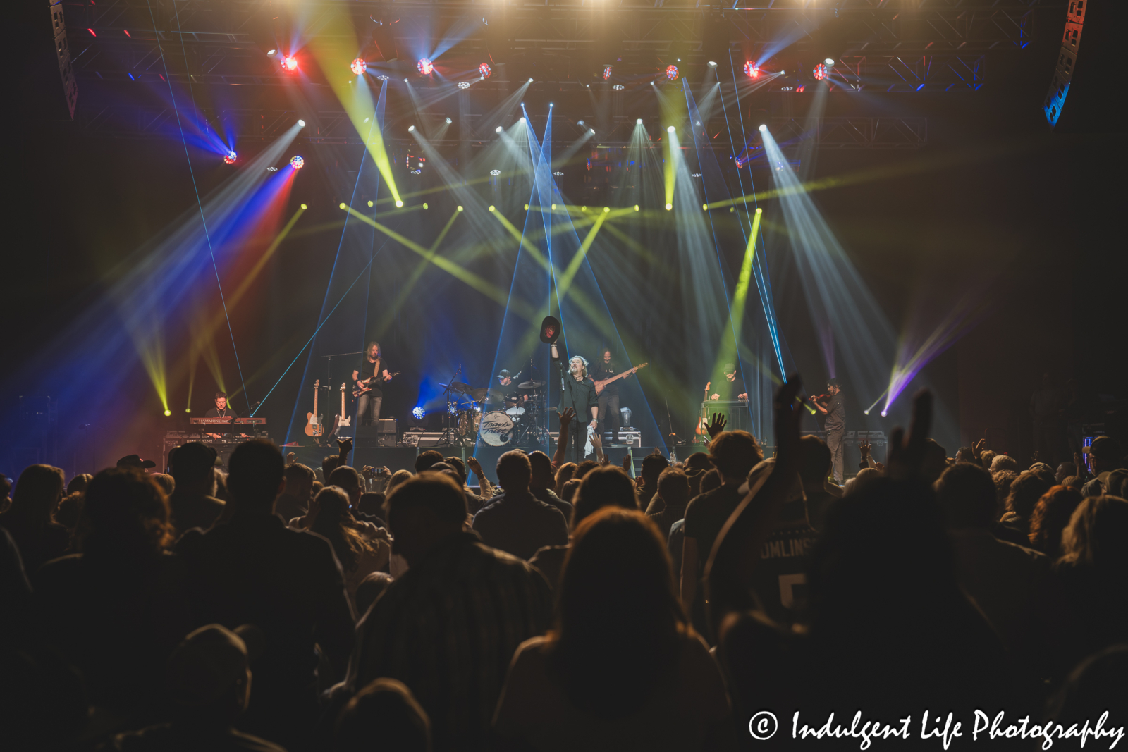 Travis Tritt closing out his concert with "Homesick" by Atlanta Rhythm Section at Ameristar Casino's Star Pavilion in Kansas City, MO on October 18, 2025.